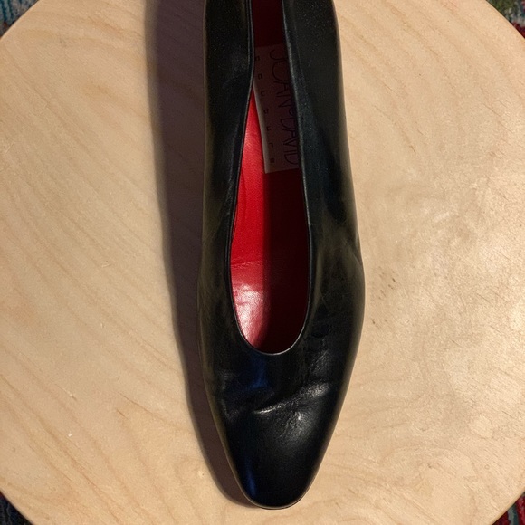 Black leather Joan and David Couture Heels - Picture 3 of 8